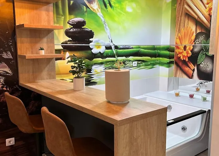 Diamond Airport Jacuzzi&sauna アパート Ledine